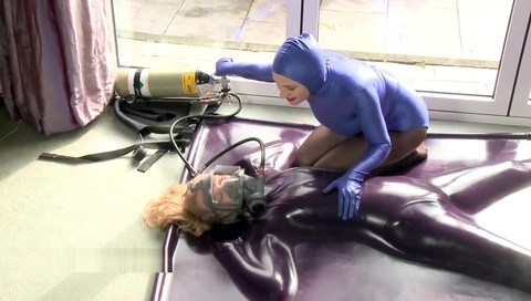 Crazy sexy breath control in a vacbed