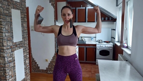 Muscle Step mommy Taped Down