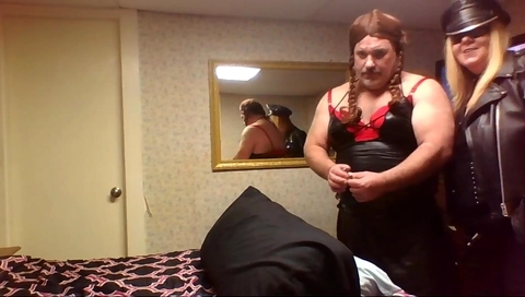 MISTRESS LEATHER MAKES HER SISSY ASS LOSER OF A CUCK PAY