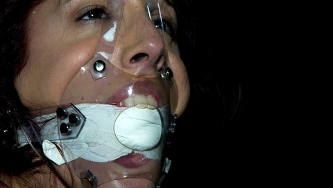 Lavender Rayne in Face Down Ass Up - DeviceBondage