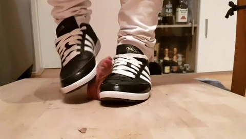 Adidas Sneaker Cock Crush