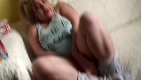 PASCALSSUBSLUTS Busty Saskia Squirts Dominated Hardcore