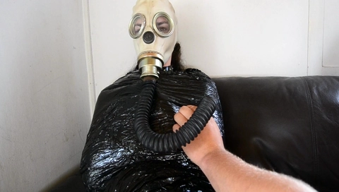 Plastic Bondage Gasmasked Girl
