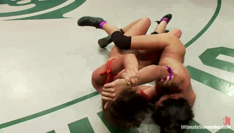 Lyla 'the Jaguar' Storm Vs Rilynn 'the Rattler' Rae - Kink