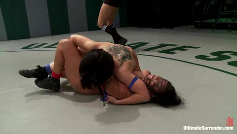 2 Strong Fitness Models Battle In Brutal Non-Scripted Wresting Loser Gets Double Ass Fucked Hard - Kink