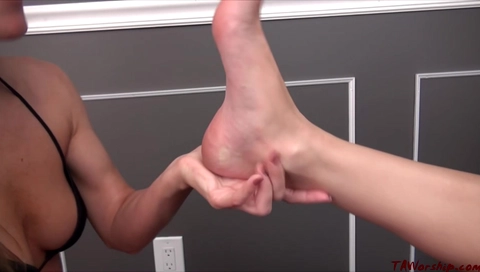 Cadence Lux Worshipped - Taworship