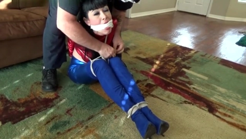 Luna Dawn in bondage