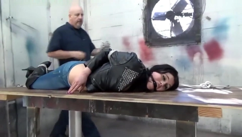 hogtied
