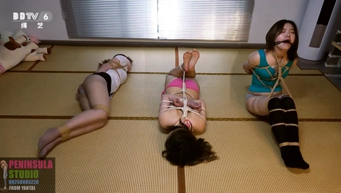 Three Kinds Of Postures Struggle
